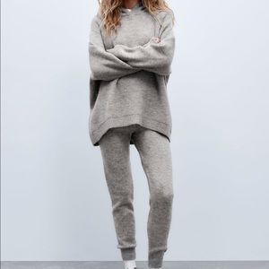 Zara Gray Hooded Knit Sweatshirt and Jogger Matching Set